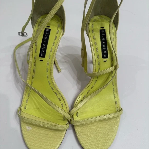 Alice and Olivia Neon Yellow Strappy Heels in Neon Yellow.|Green In Size 8.5 - Picture 8 of 11